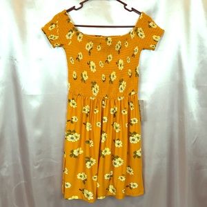 NWT Cute Floral Dress